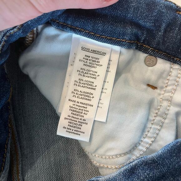 NWT Good American Good Classic Straight Leg Jeans in Indigo207 - Picture 9 of 12